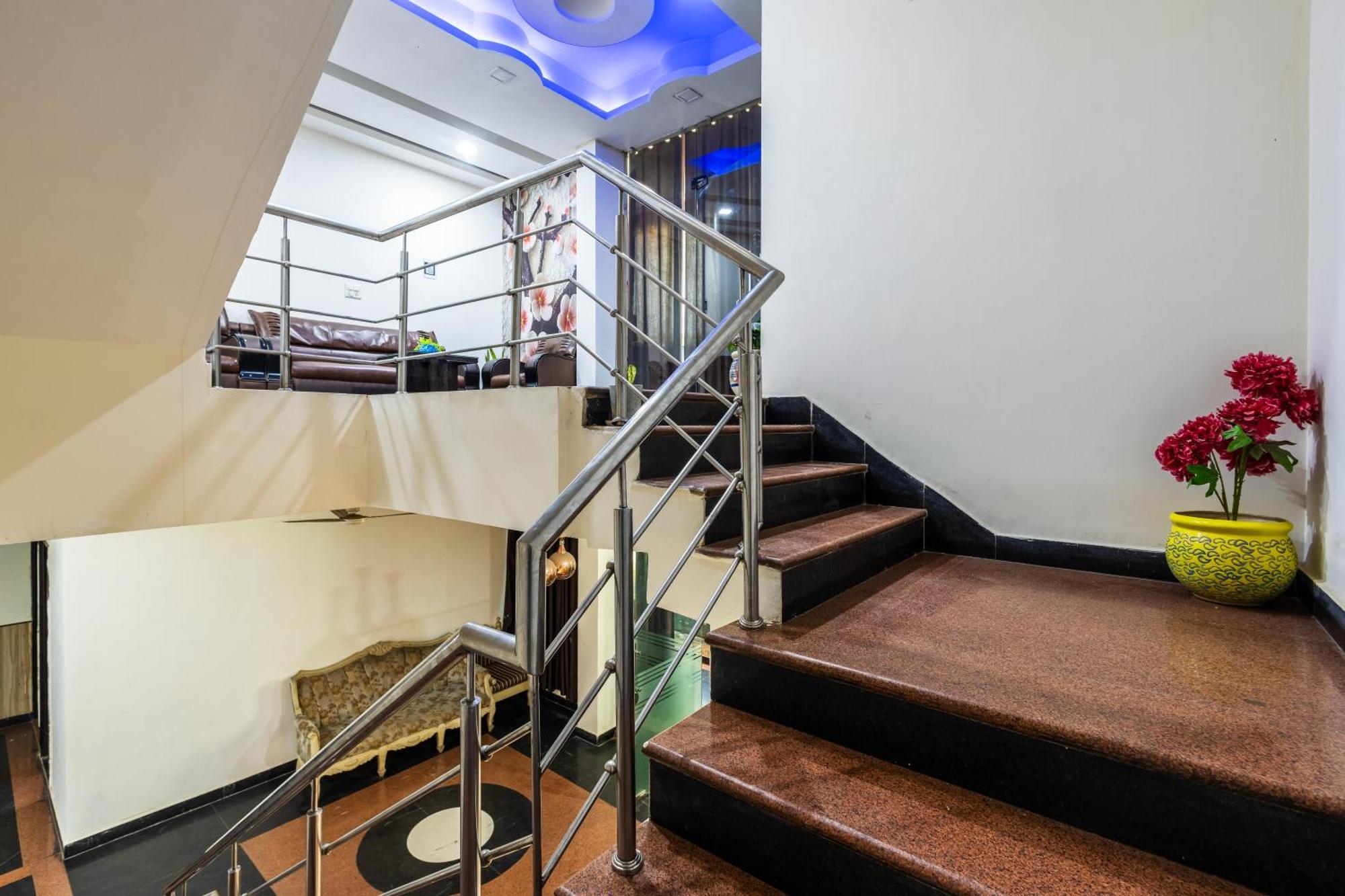 Kabul Hotel By Nexhub Palace - Medanta Gurgaon Eksteriør billede