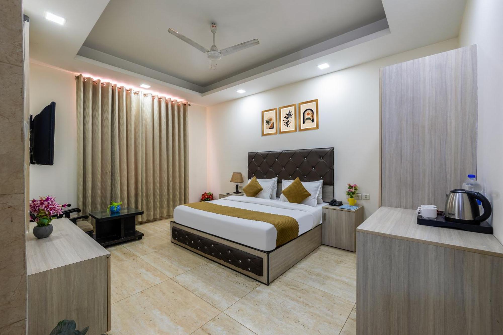 Kabul Hotel By Nexhub Palace - Medanta Gurgaon Eksteriør billede